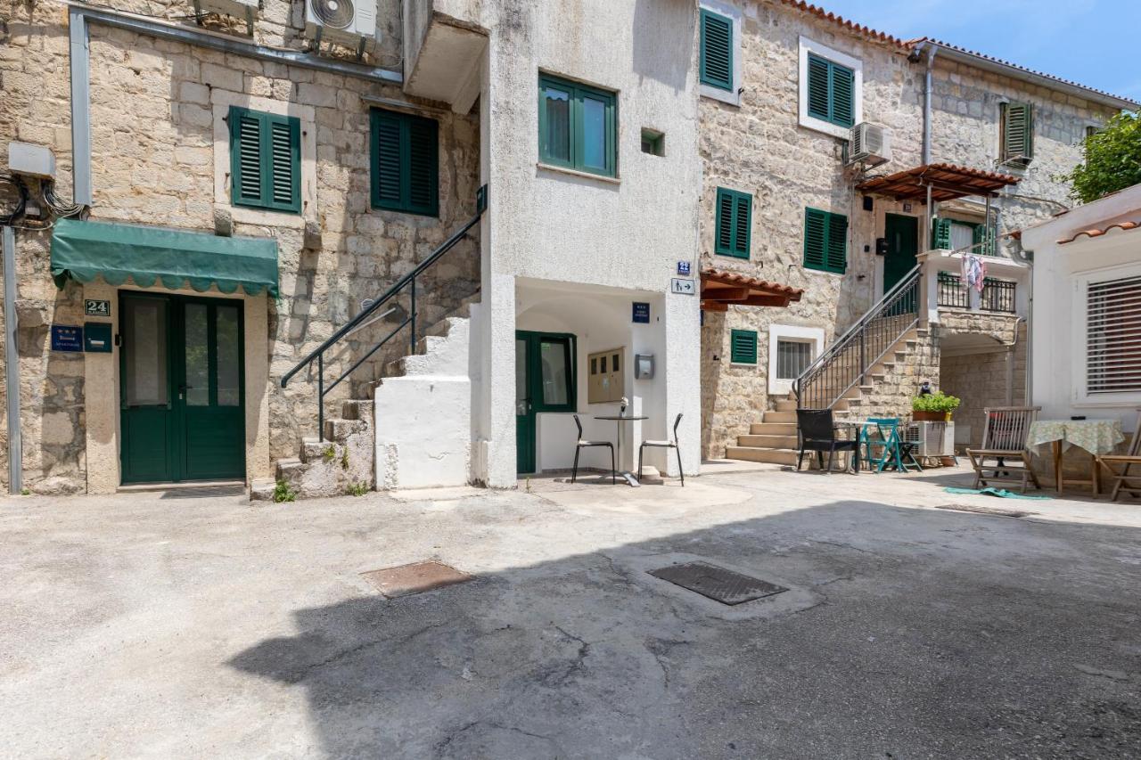 Apartment Tanja Oldtown Split Exterior photo